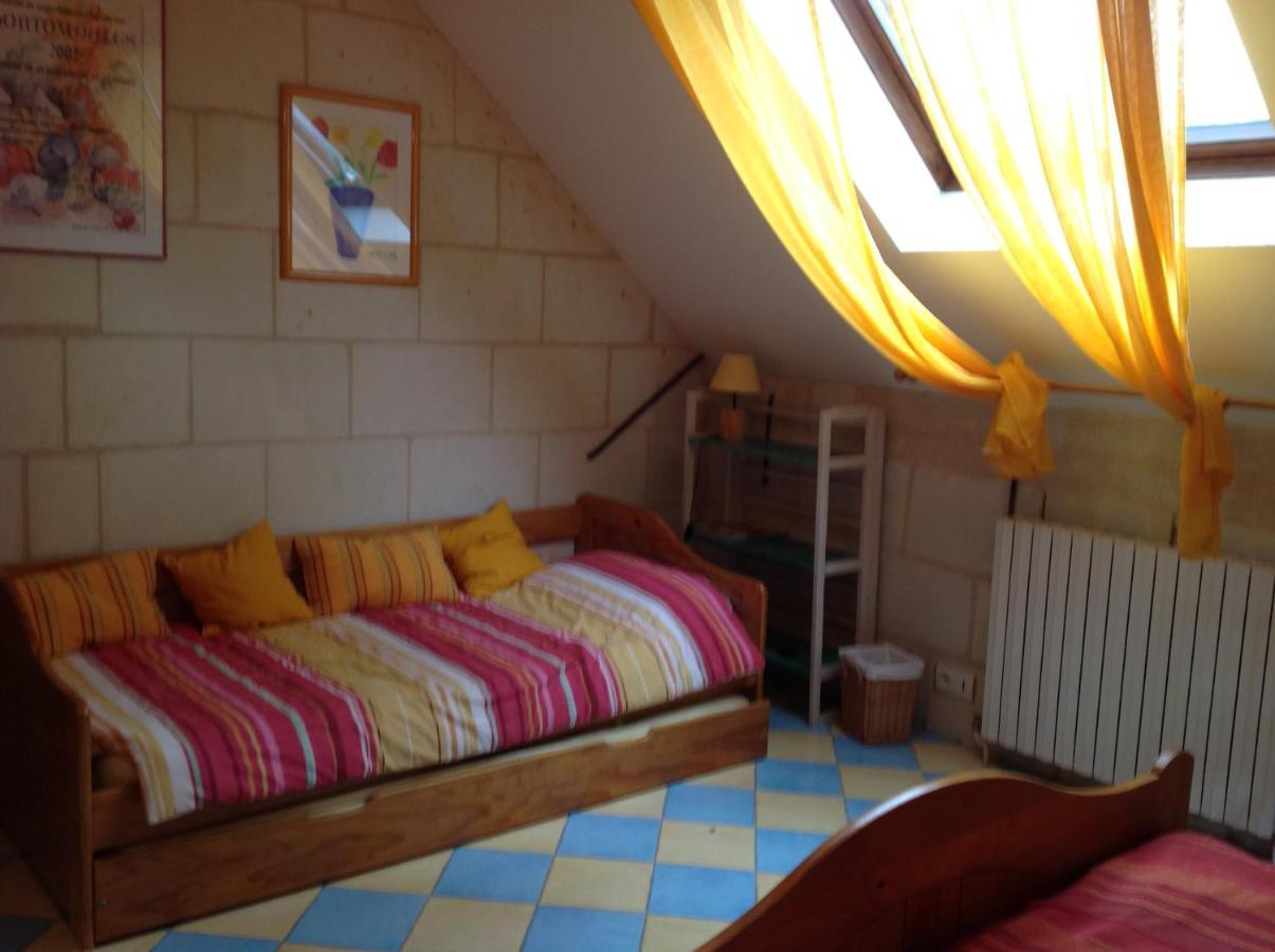 Maison De Vacances La Haute Cormerie Le Thoureil Buitenkant foto